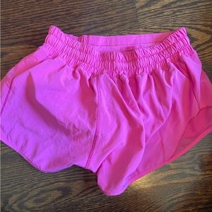pink lululemon hottie hot shorts